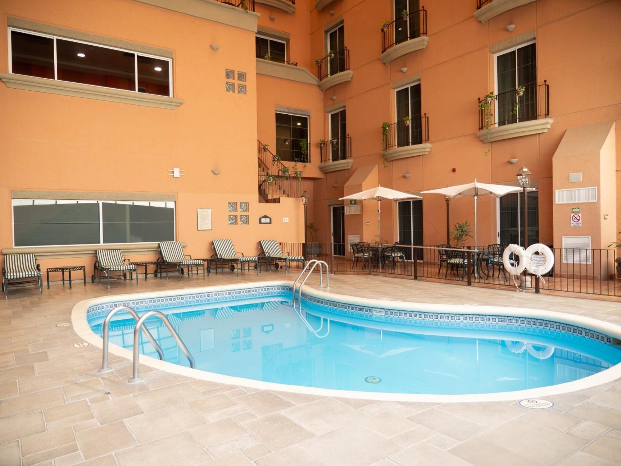 Holiday Inn Express Silao-Aeropuerto Bajio By Ihg Exteriér fotografie