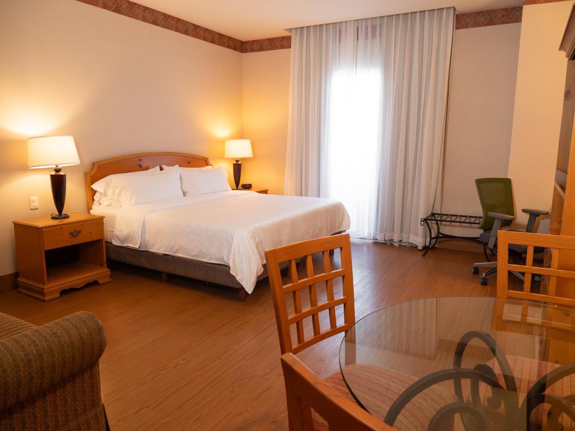 Holiday Inn Express Silao-Aeropuerto Bajio By Ihg Exteriér fotografie