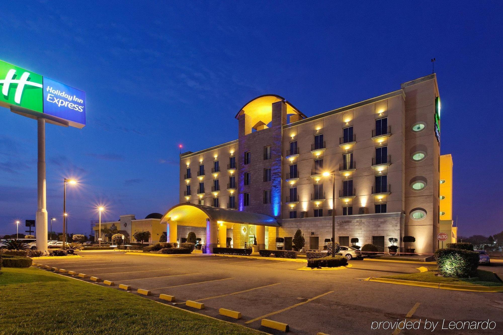 Holiday Inn Express Silao-Aeropuerto Bajio By Ihg Exteriér fotografie